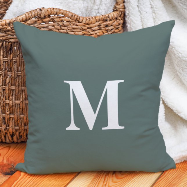 Diep Saliegroen Wit Monogram Kussen (Deep sage green white monogram decorator pillow)