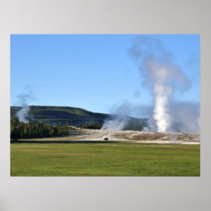 Diepe Blauwe Geiser en Bizon bij Yellowstone Poster
