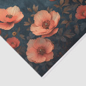 Diepe perzikkleurige bloemen op een donkere achter tissuepapier (Detail)