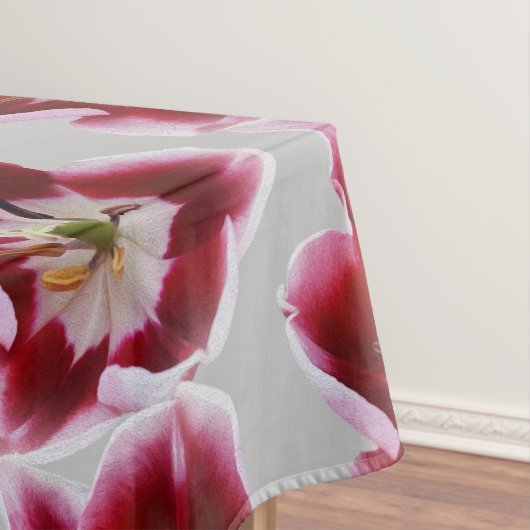 Diepe rode tulp tafelkleed (Voorbeeld)