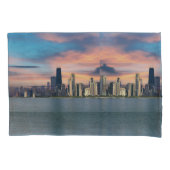Diepe zonsondergang boven Chicago Kussensloop (Voorkant-Links)