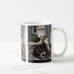 dieren, cute Tabby Cat snd Butterfly Koffiemok