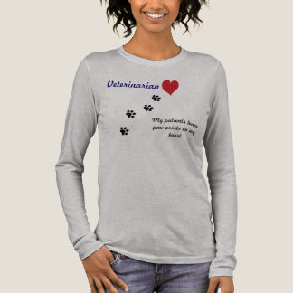 Dierenarts-Pootafdrukken in mijn hart #2 Tri-Blend Shirt