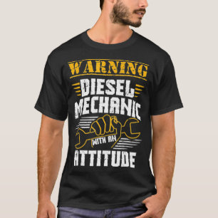 Dieselmechanisch dieselmechanisme met een t-shirt