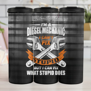 Dieselmonteur kan geen domme dingen repareren thermosbeker
