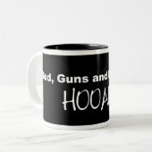 Dieu, armes à feu et rouge à lèvres Hooah ! Tasse (Devant gauche)