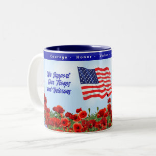 Dieu patriotique bénisse l'Amérique Mug Troops vét