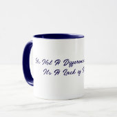 Différence d'opinion ? tasse de café (Devant gauche)