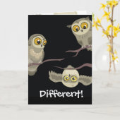 Différent ! Carte de voeux Upside Down Owl (Fleur jaune)