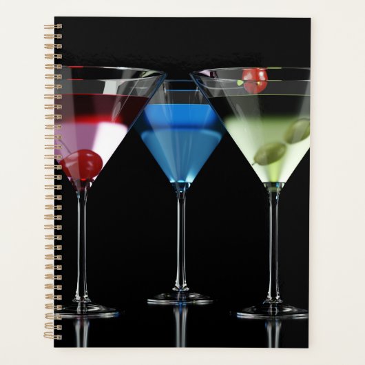 Différents cocktails dans des lunettes à martini n (Devant)