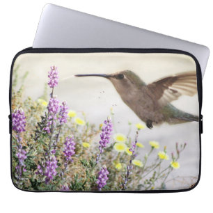 Digitale kunst voor mensvogels en wilde bloemen laptop sleeve