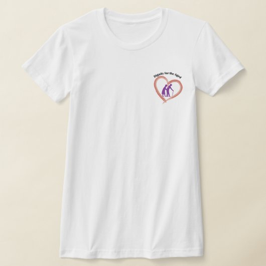 Dignité pour la femme aux T-shirts âgés (Poser)