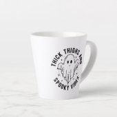 "Dikke dijen en griezelige vibes" Latte Mok (Rechterhoek)