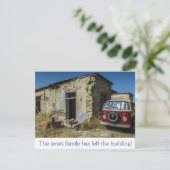 Dilapided House en Van Moving Announcement Aankondiging (Staand voorkant)