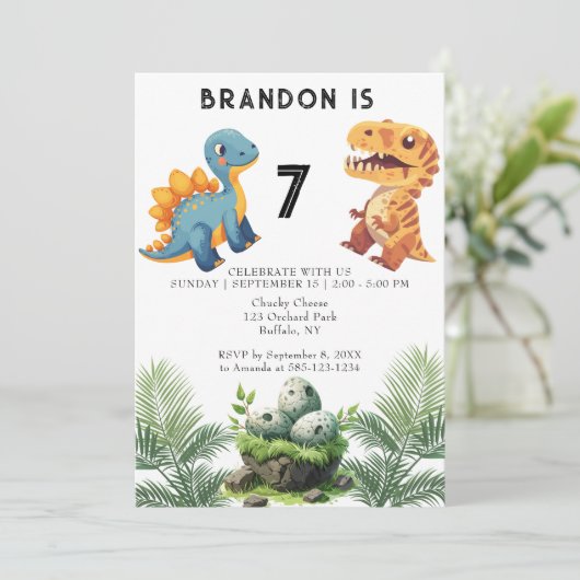 Dinasaur Kind's verjaardagsfeestuitnodiging Kaart (Staand voorkant)