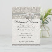 Dîner de répétition Invitation Modèle personnalisa (Debout devant)