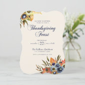 Dîner de Thanksgiving Invitation Fête Floral Navy (Debout devant)