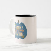 Dîner Thanksgiving Citrouille bleu café Mug (Devant gauche)