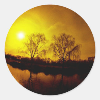 Dineren in de hel ronde sticker