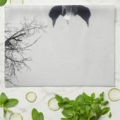 Dingue noir et blanc de serviette de cuisine sur (Plié)