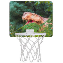 Dino in het bos.
