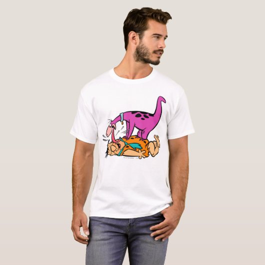 Dino Licking Fred Flintstone T-shirt (Voorkant volledig)
