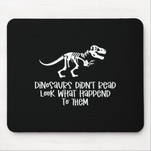 Dino's lazen niet kijk wat er met muismat