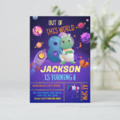 Dinosaur Astronaut 8e verjaardag Uitnodiging (Staand voorkant)