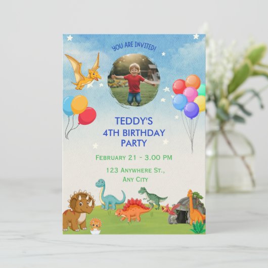 Dinosaur creuser Dino Invitations d'anniversaire (Debout devant)