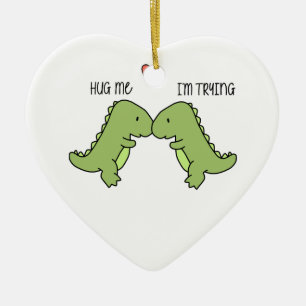 Dinosaur knuffelt me keramisch ornament