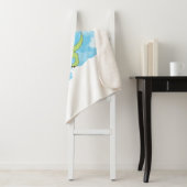 Dinosaur met Waterverf Background Design Sherpa Deken (In situ)