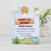 Dinosaur One A-Saurus Boy 1er Invitation anniversa (Debout devant)