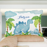 dinosaure bleu coussin de nom de bébé personnalisé<br><div class="desc">Dinosaure bleu coussin de nom de bébé personnalisé,  un joli cadeau personnalisé pour un bébé garçon</div>
