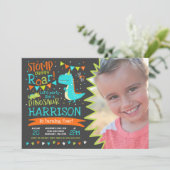 Dinosaurus Verjaardag Uitnodiging Dinosaurus Roar  (Staand voorkant)