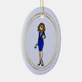 Directrice funéraire féminine tenant un ornement d (Droite)