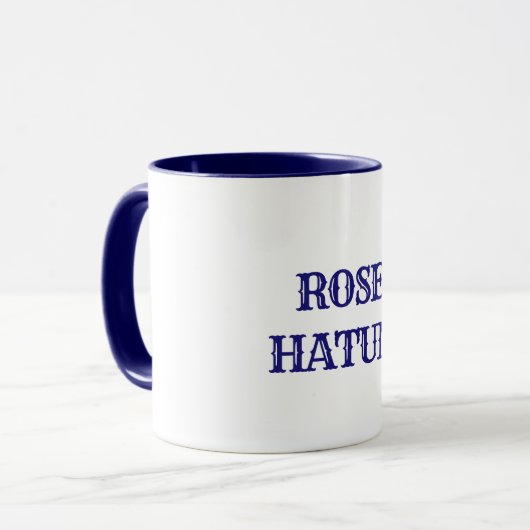 Diriliş Ertuğrul.  La Mug de Hatun (Devant gauche)