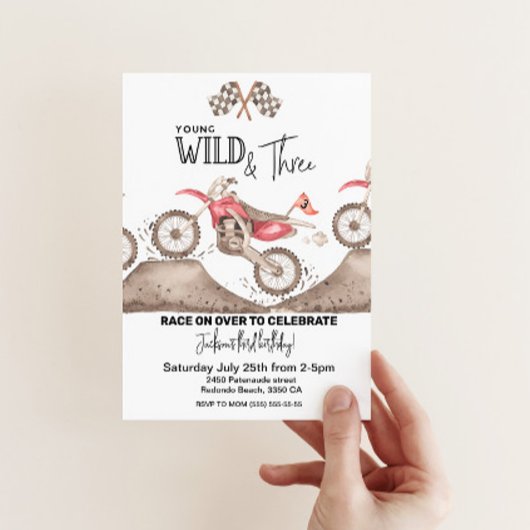 Dirt Bike Young Wild et invitation à trois ans