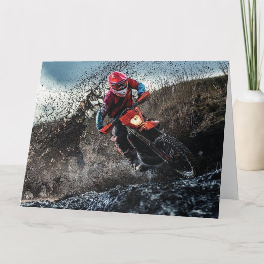 Dirte fietserrider gooit kussen kaart (Voorkant)