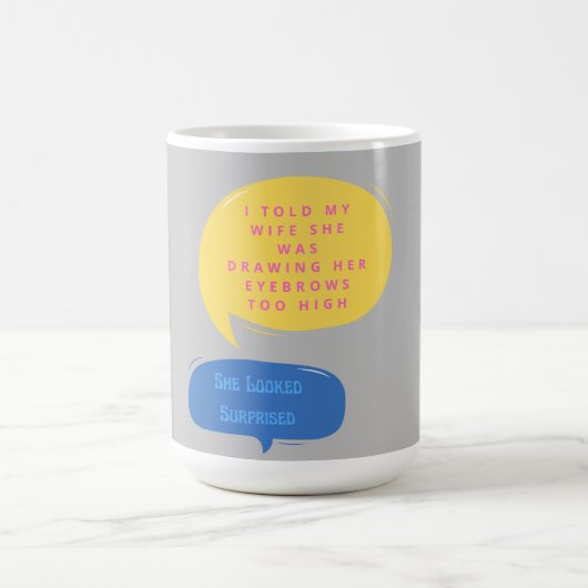 Discours drôle sourcils froncés Morpher Mug (Centre)