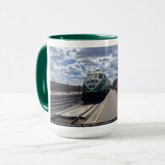 DISPARAISSENT la tasse de ciel de train
