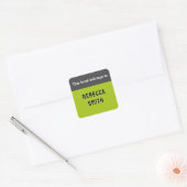 Dit boek behoort tot de moderne Heldergroene Custo Vierkante Sticker (Envelop)