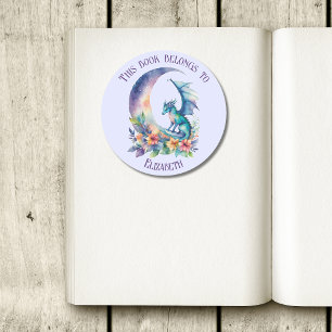 Dit boek behoort tot gepersonaliseerde drakenlaven ronde sticker