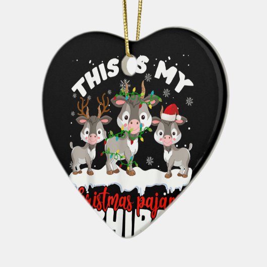 Dit is m'n kerstcadeaubon met kerstpajama keramisch ornament (Links)