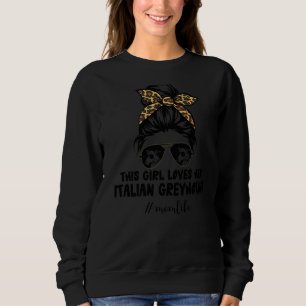 Dit meisje houdt van haar Italiaanse Greyhound Bun Trui