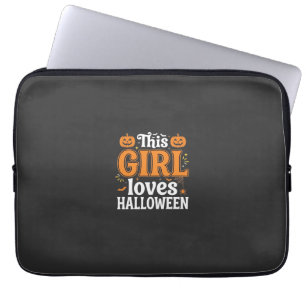 Dit meisje houdt van Halloween-typografie SVG-ontw Laptop Sleeve
