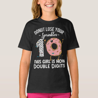 Dit meisje is nu dubbele cijfers T-shirt 10e verja