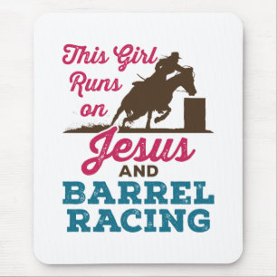 Dit meisje loopt op Jezus en Barrel Racing Muismat