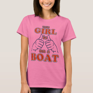 Dit meisje staat op een BOAT T-shirt