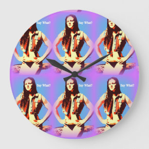 dites quelle horloge de fille de bikini