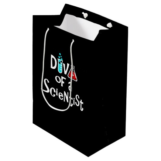 "DIVA of a Scientist" Medium Cadeauzakje (Voorkant Gekanteld)